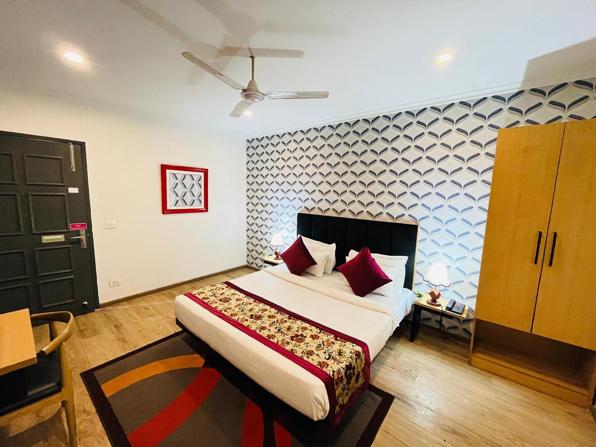 Qotel Hotel Chhatarpur - Oppsite Tivoli Garden Nueva Delhi Exterior foto