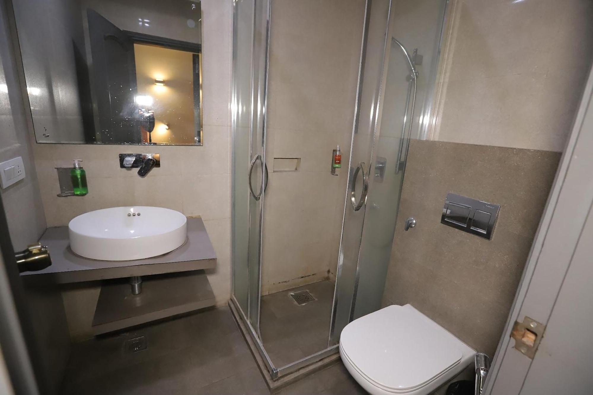 Qotel Hotel Chhatarpur - Oppsite Tivoli Garden Nueva Delhi Exterior foto